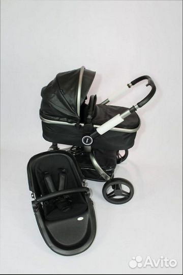 Детская прогулочная коляска