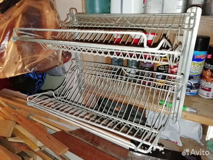 Полка на стену металлическая