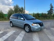 Chrysler Town & Country 3.3 AT, 2005, 198 000 км, с пробегом, цена 625 000 руб.