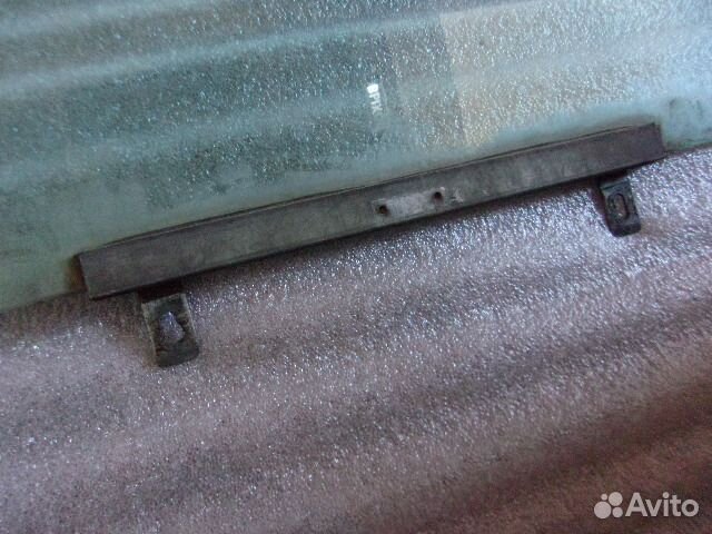 Фольксваген Пассат Б3 / Б4, стекло переднее правое