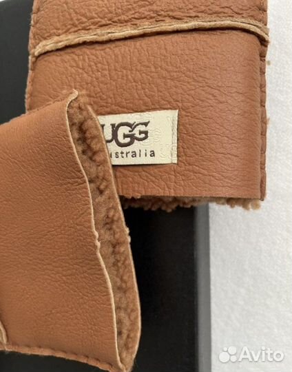Варежки UGG