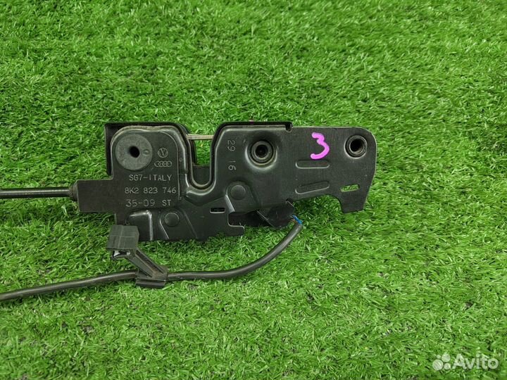 Замок капота Audi A4 B8