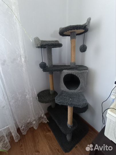 Домик для кота с когтеточкой