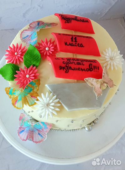 Торты и пирожные на выпускные