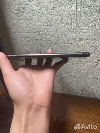 iPhone 8 Plus, 64 ГБ