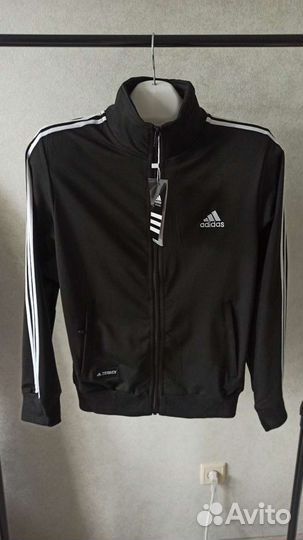 Спортивный костюм adidas terrex р. 48 новый