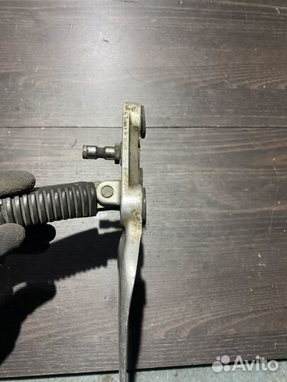 Левый кронштейн для suzuki hayabusa gsx1300r 03