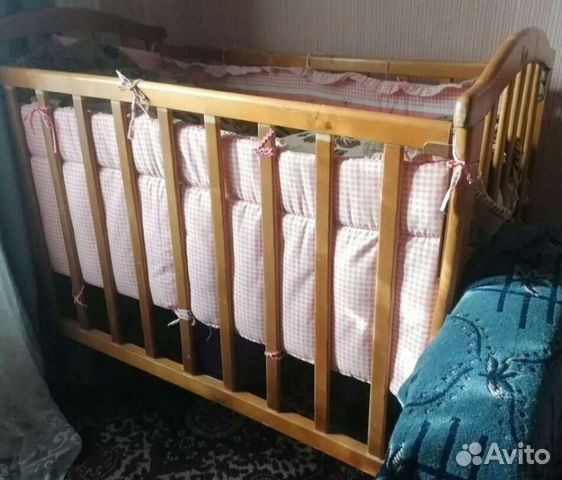 Детская кроватка дерево