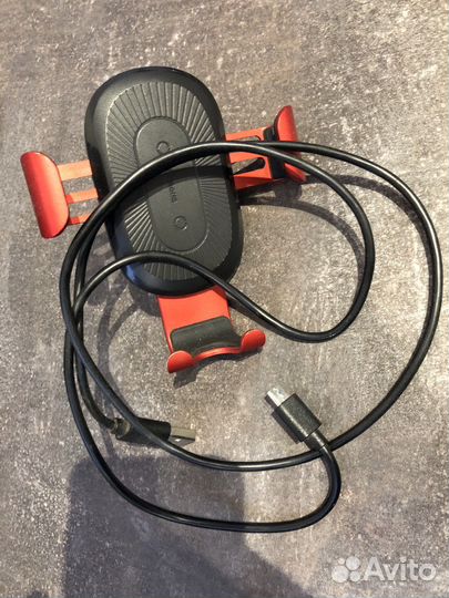 Беспроводная зарядка/держатель в автомобиль baseus