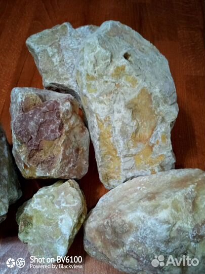 Горная порода,минералы камни окаменелости