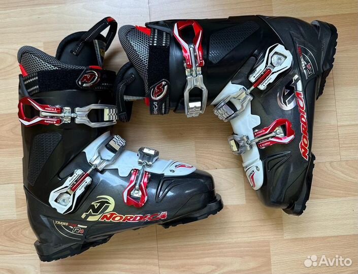 Горнолыжные ботинки Nordica р.41-42