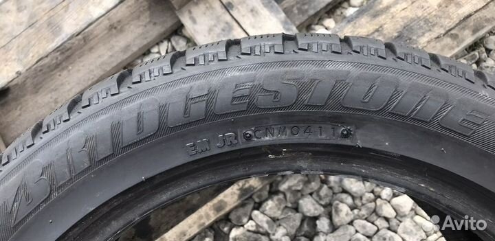 Bridgestone Ice Cruiser 7000 225/50 R17 94T