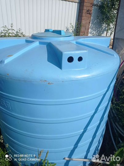 Емкость для воды пластиковая 1000 литров
