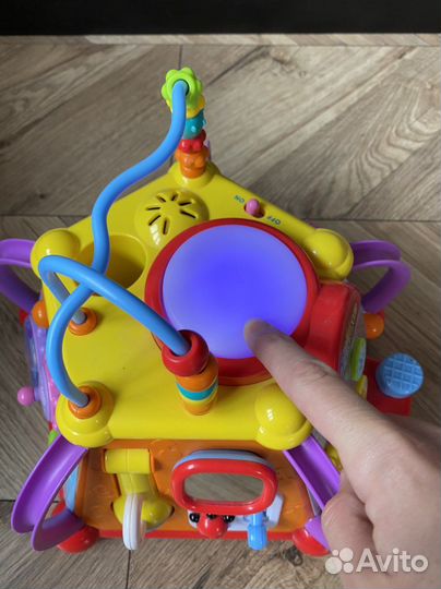 Бизиборд музыкальный