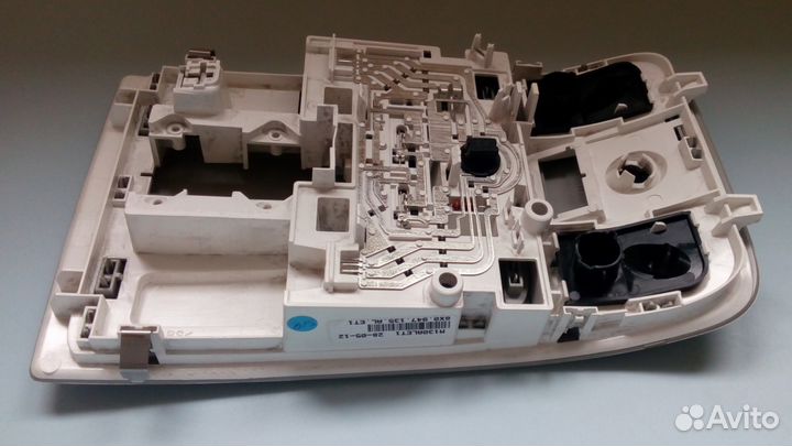 Потолочный плафон подсветки для Audi Q3