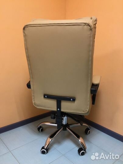 Компьютерное кресло Boss с функцией массажа