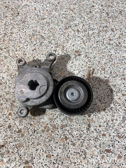 Ролик натяжителя Mercedes Cla C117 M270 1.6I 2017