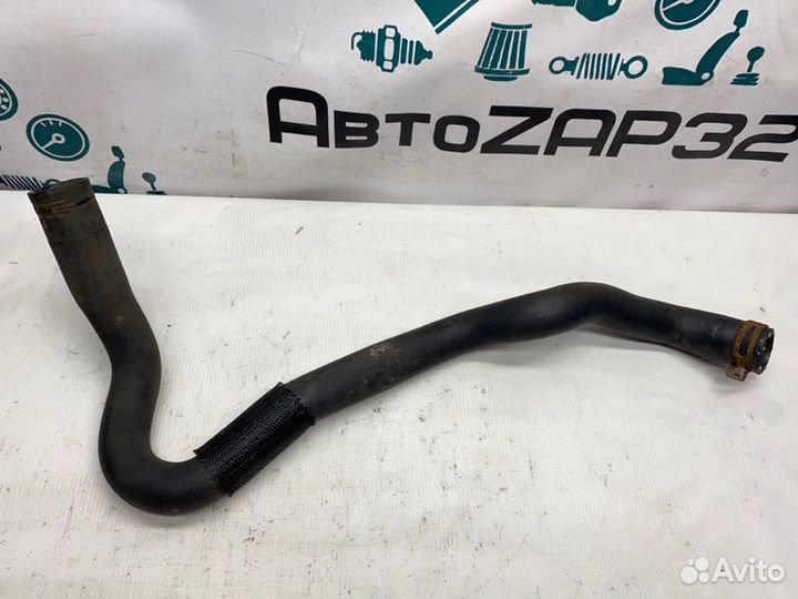 Патрубок радиатора верхний Renault Duster K4MA606