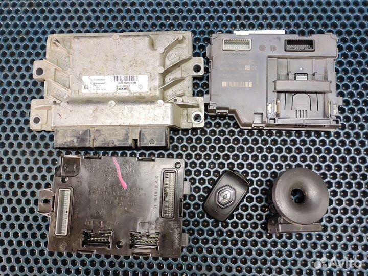 Эбу Renault Sandero Stepway 2