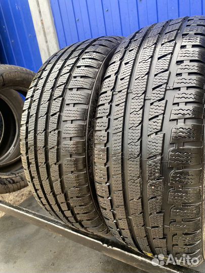 Kumho I'Zen KW27 215/55 R17