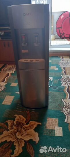 Кулер для воды напольный LD-AEL-28