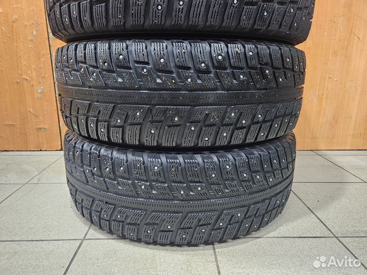 Kumho I'Zen KW22 235/65 R17