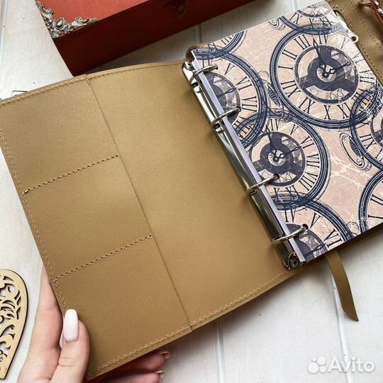 Модерн: Кожаный бежевый блокнот-органайзер на кольцах модель Модерн с гравировкой - идеальный подаро