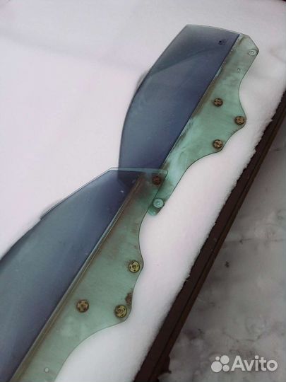 Стекло двери hyundai tiburon