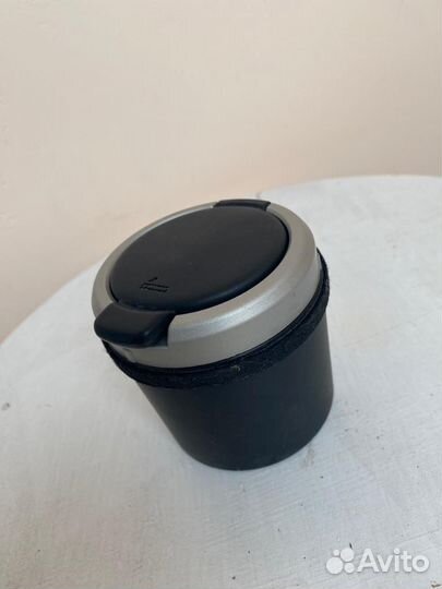 Пепельница автомобильная