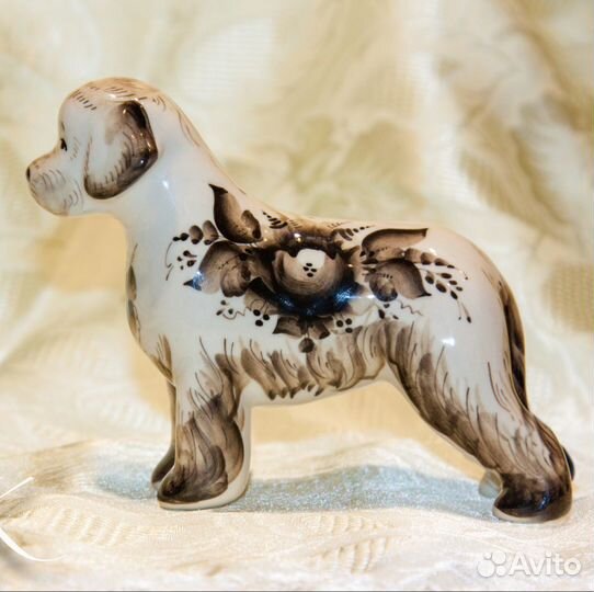 Ньюфаундленд статуэтка из фарфора