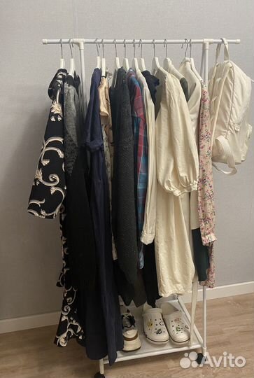 Вешалка напольная гардероб с полками