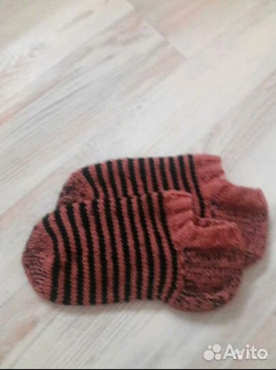 Носки. Следки. Домашние тапочки