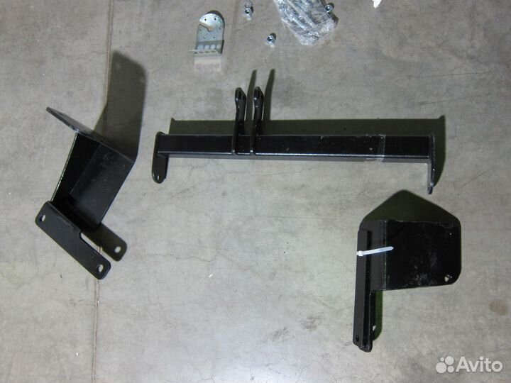 Фаркоп Nissan Note 1 E11 HBK