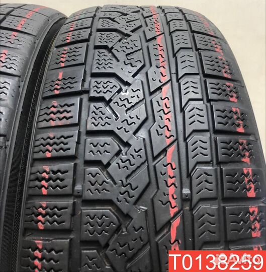 Kumho I'Zen RV Asymmetric 225/55 R19 99H