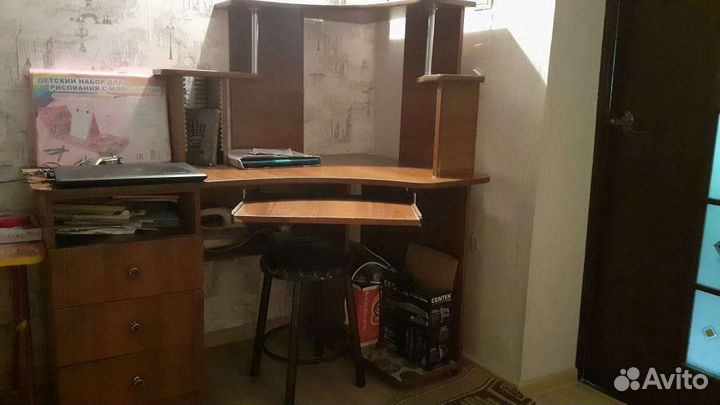 Компьютерный стол