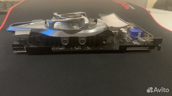 Asus AMD Radeon HD 6750 1gb ddr5