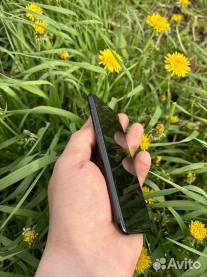 iPhone SE (2022), 128 ГБ