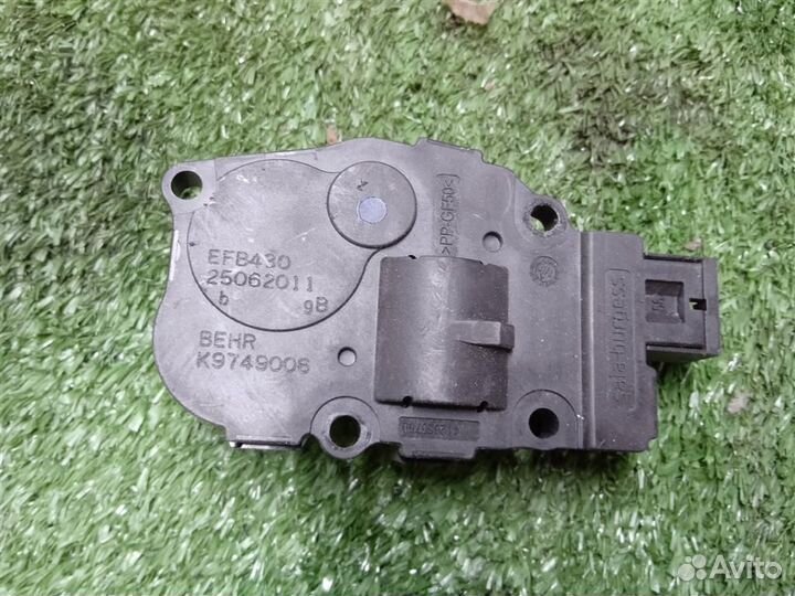 Моторчик заслонки печки Audi A4 (B8) 2007-2015