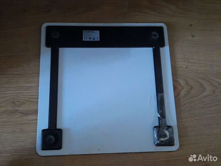 Весы напольные электронные бу