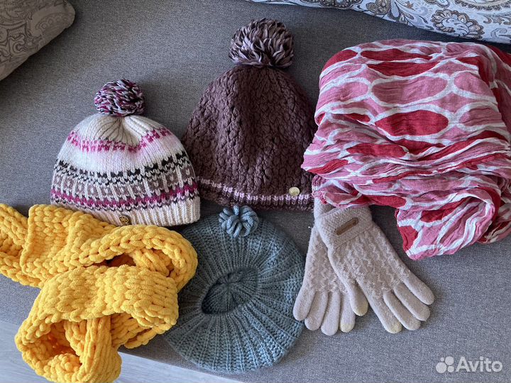 Вещи пакетом Женский шарф, шапка всё вместе