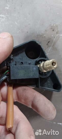 Штуцер подкачки колёс на Volkswagen Touareg