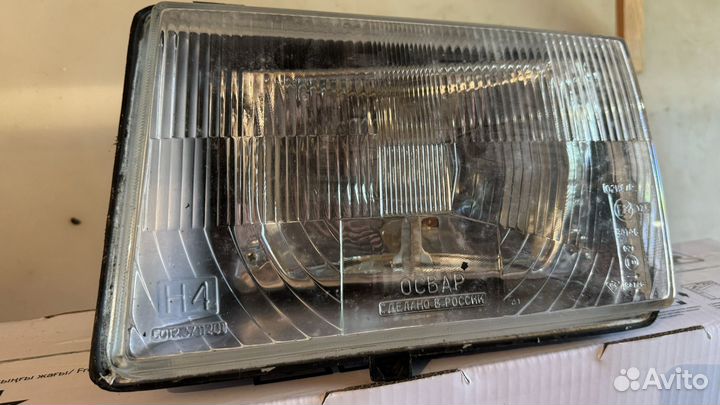 Фара левая газ 31029