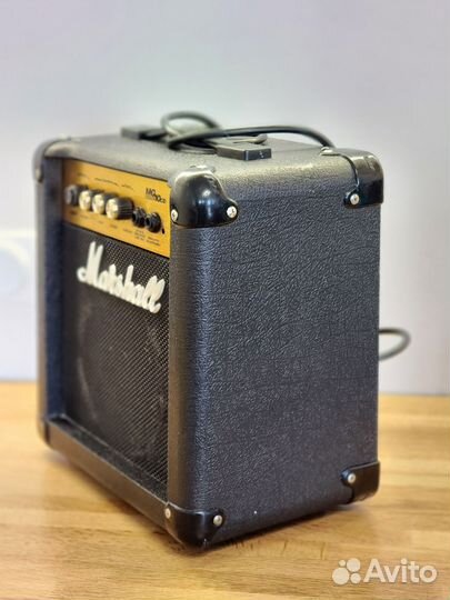 Комбоусилитель Marshall mg10cd