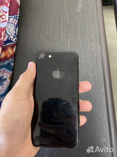 Телефон iPhone 7 128gb