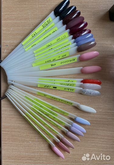 Гель лак для ногтей