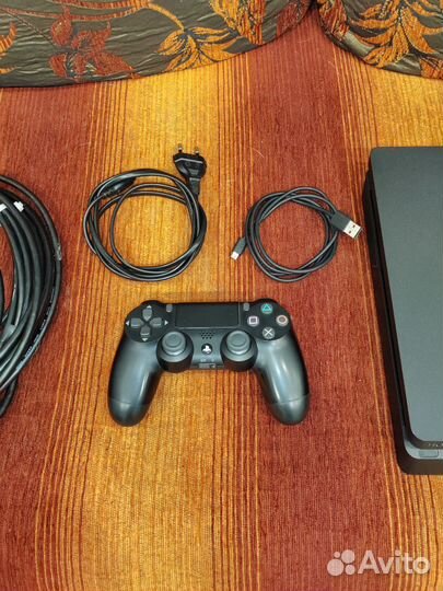 Sony PS4 slim 1tb
