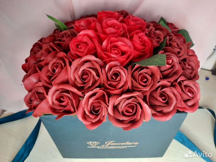 Шикарный букет на 8е марта из мыльных роз