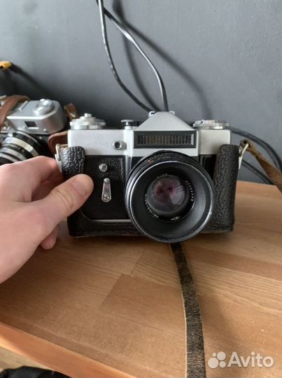 Пленочный фотоаппарат зенит