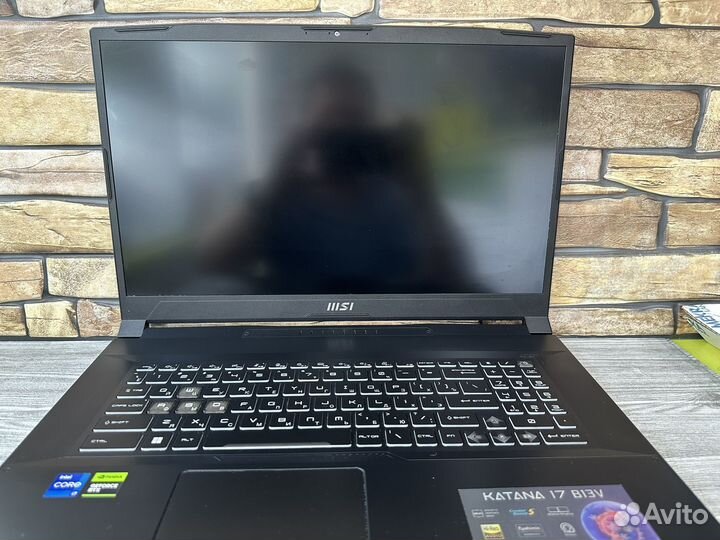 Ноутбук MSI MS-17l5