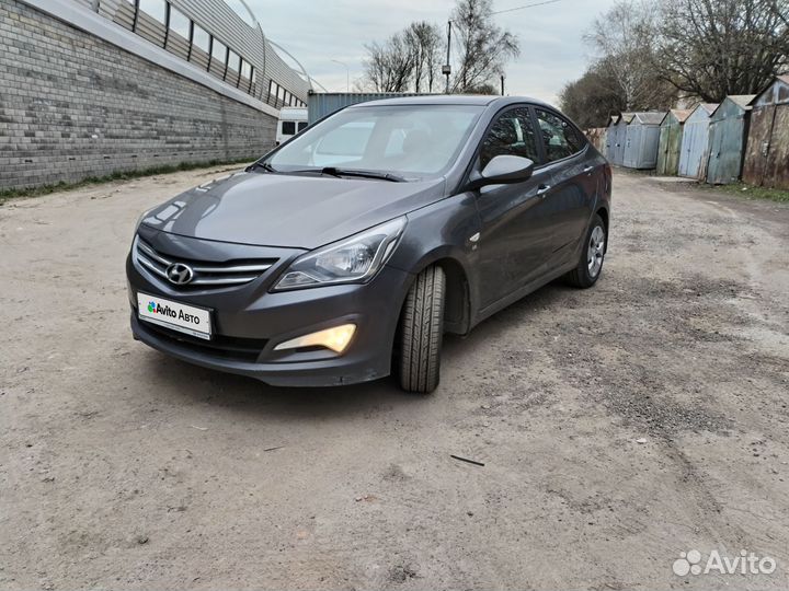 Hyundai Solaris 1.6 AT, 2015, 220 000 км